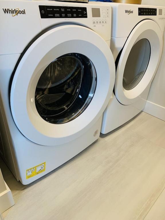 Baycrestone Apartment Coquitlam Ngoại thất bức ảnh